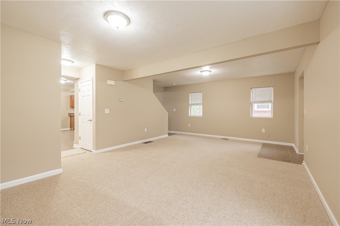 17511 Throckley Avenue Cleveland OH 44128