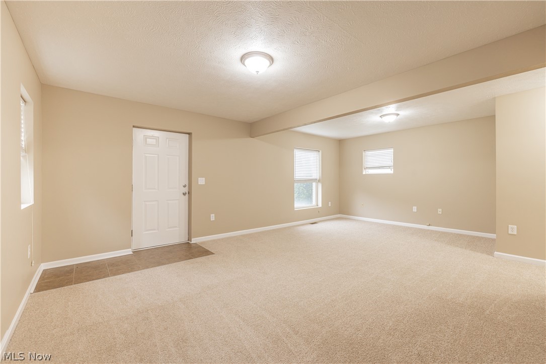 17511 Throckley Avenue Cleveland OH 44128