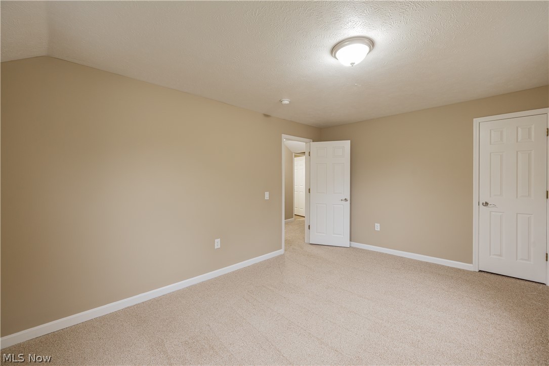 17511 Throckley Avenue Cleveland OH 44128