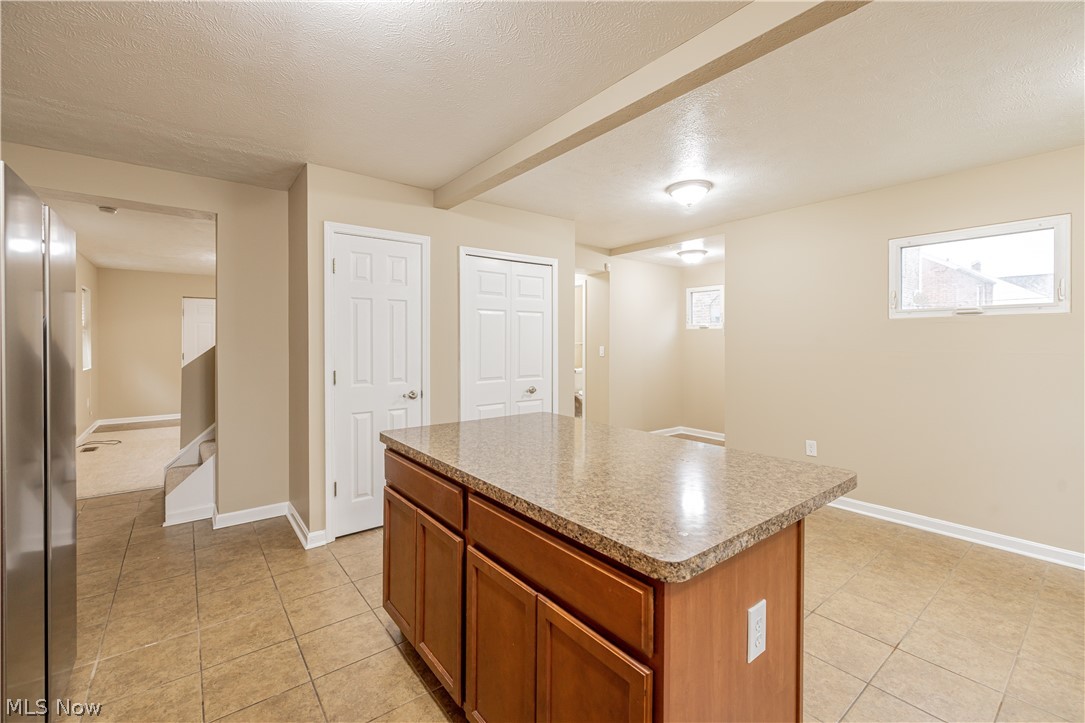 17511 Throckley Avenue Cleveland OH 44128