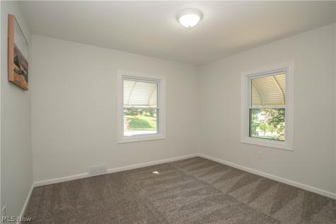 359 Lincoln Avenue Barberton OH 44203