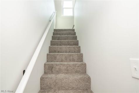 359 Lincoln Avenue Barberton OH 44203