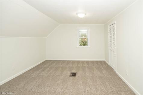 359 Lincoln Avenue Barberton OH 44203