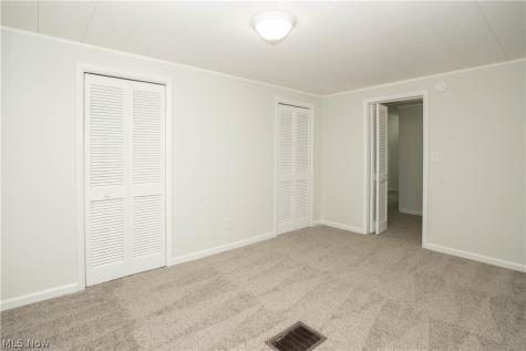 359 Lincoln Avenue Barberton OH 44203