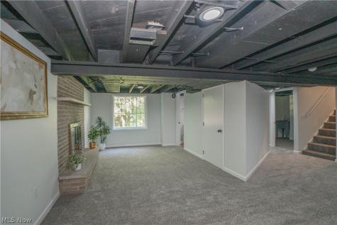359 Lincoln Avenue Barberton OH 44203