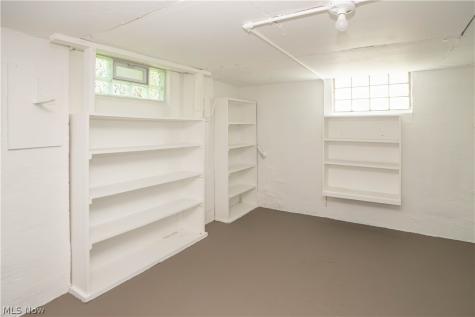 359 Lincoln Avenue Barberton OH 44203