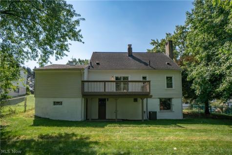 359 Lincoln Avenue Barberton OH 44203