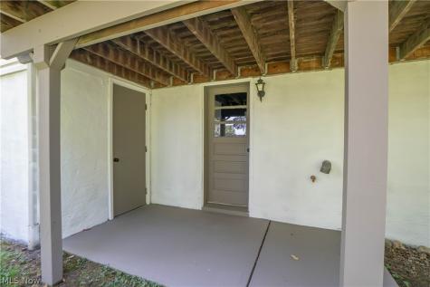 359 Lincoln Avenue Barberton OH 44203