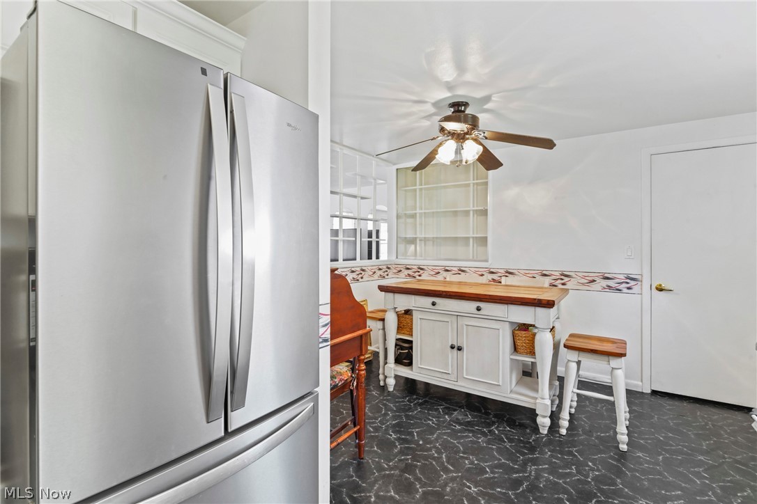 1005 Leslie Lane Girard OH 44420