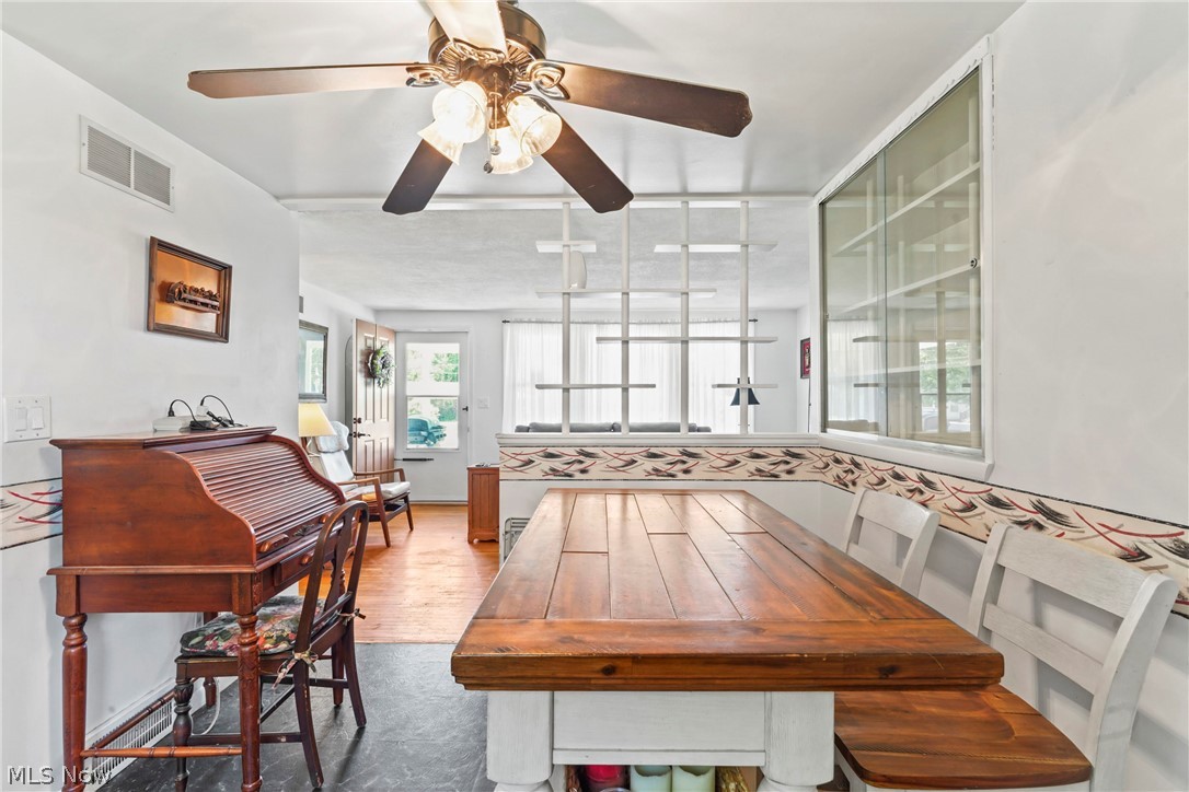 1005 Leslie Lane Girard OH 44420