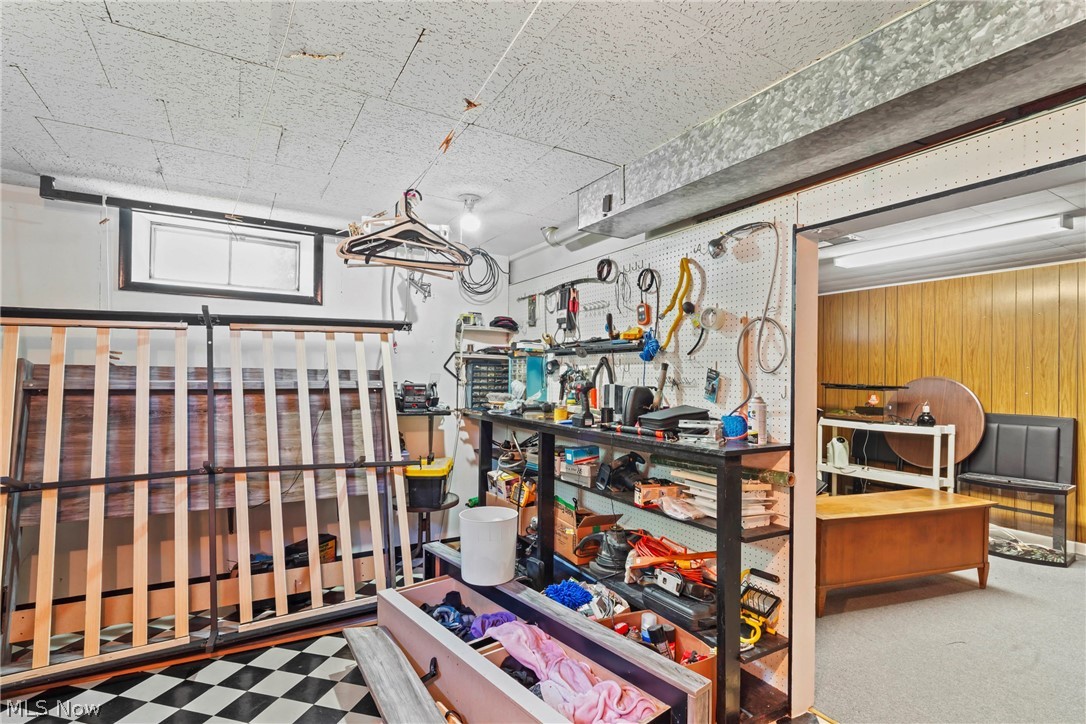 1005 Leslie Lane Girard OH 44420
