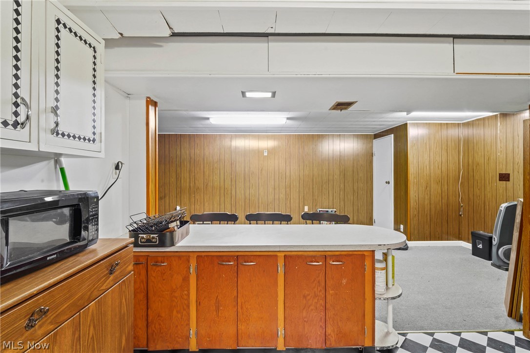 1005 Leslie Lane Girard OH 44420
