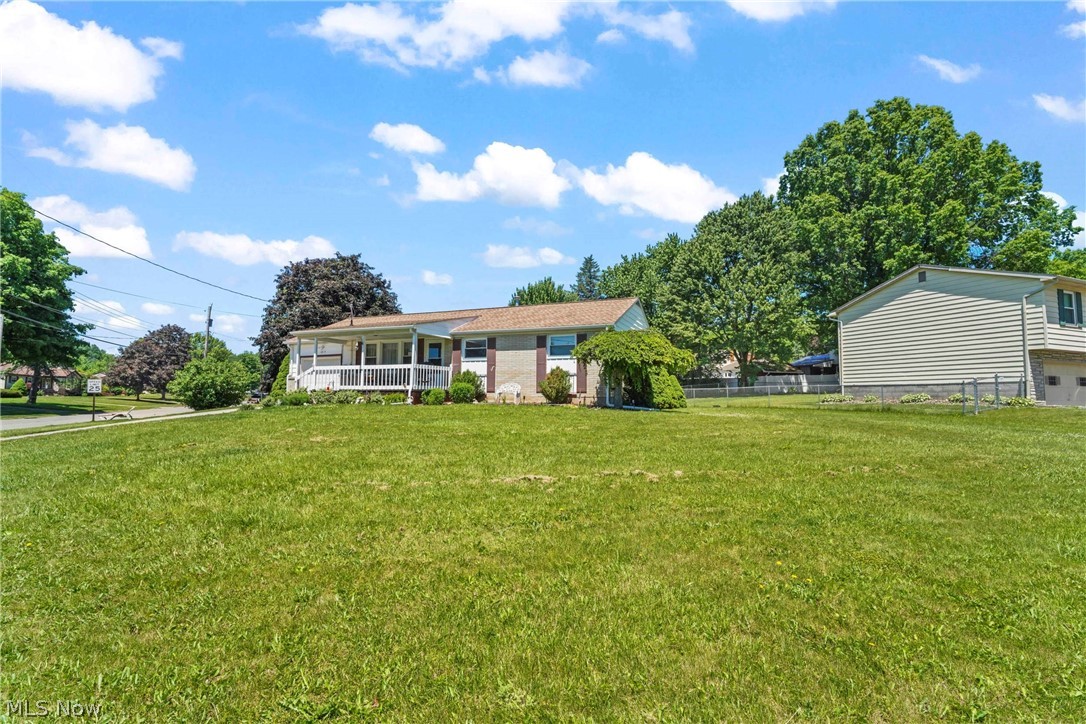 1005 Leslie Lane Girard OH 44420