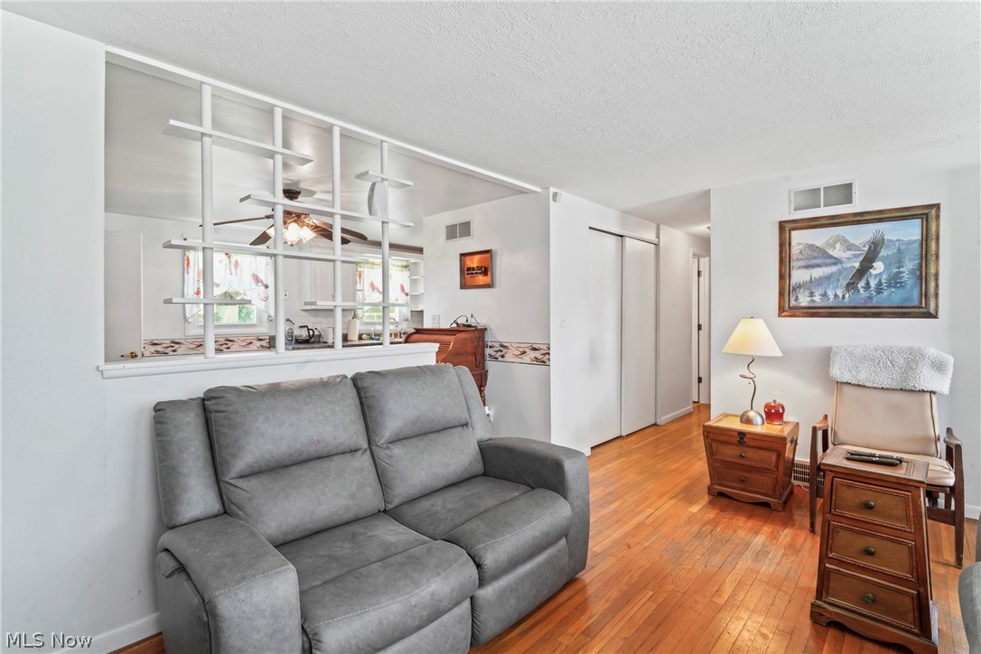 1005 Leslie Lane Girard OH 44420