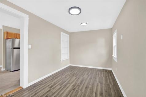 941 Carnegie Avenue Akron OH 44314