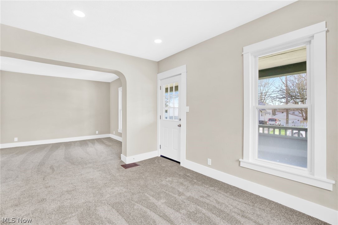 941 Carnegie Avenue Akron OH 44314