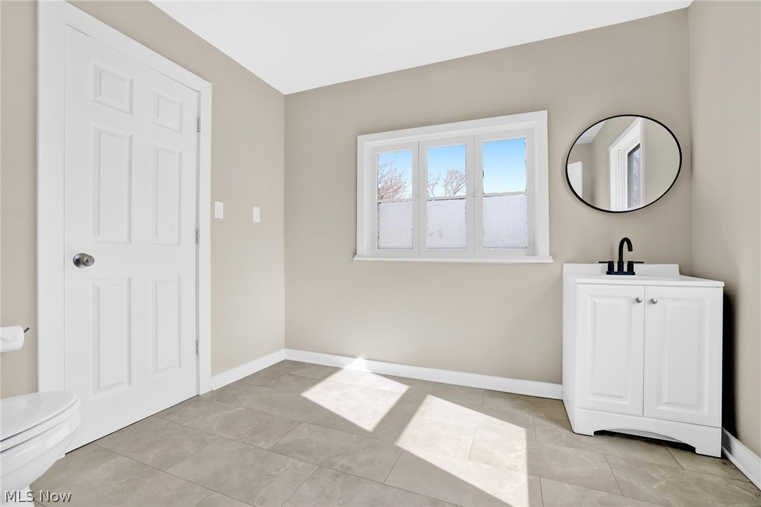 941 Carnegie Avenue Akron OH 44314