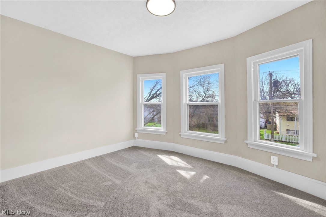 941 Carnegie Avenue Akron OH 44314