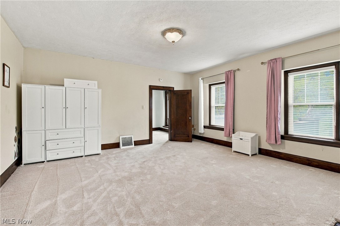 2960 S River Road Zanesville OH 43701