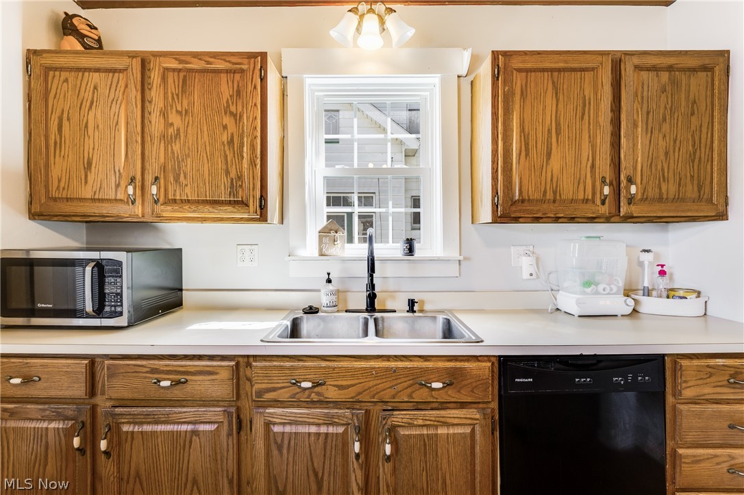 203 Hager Street Hubbard OH 44425