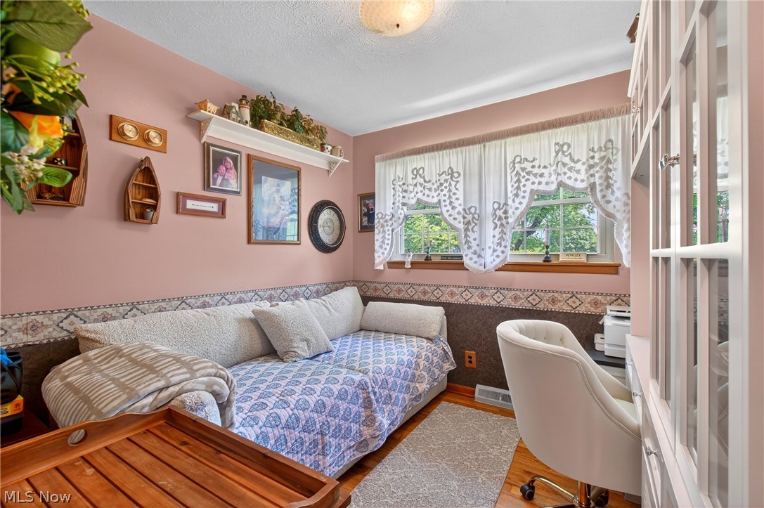 1105 Birch Lane Cleveland OH 44109