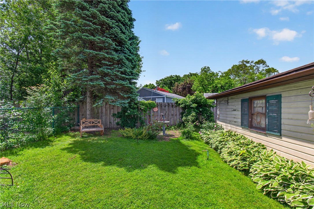 1105 Birch Lane Cleveland OH 44109