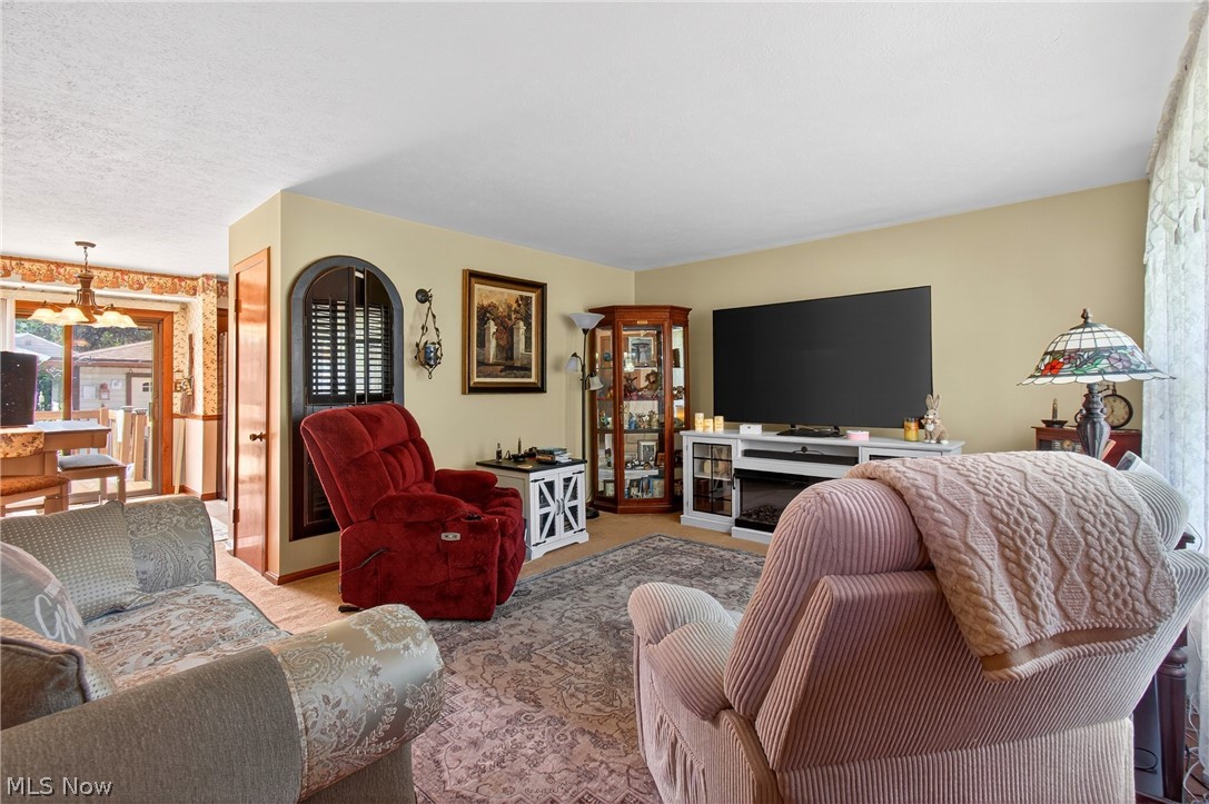 1105 Birch Lane Cleveland OH 44109