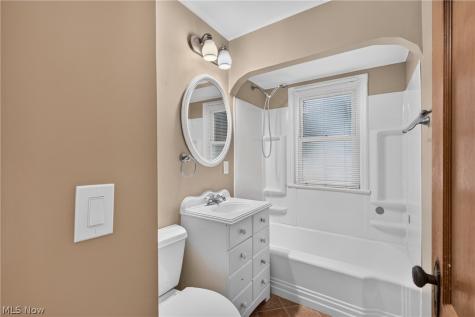 13113 Saint James Avenue Cleveland OH 44135