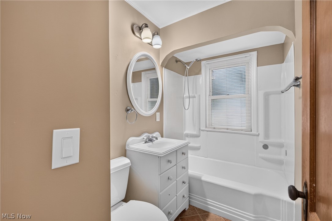 13113 Saint James Avenue Cleveland OH 44135
