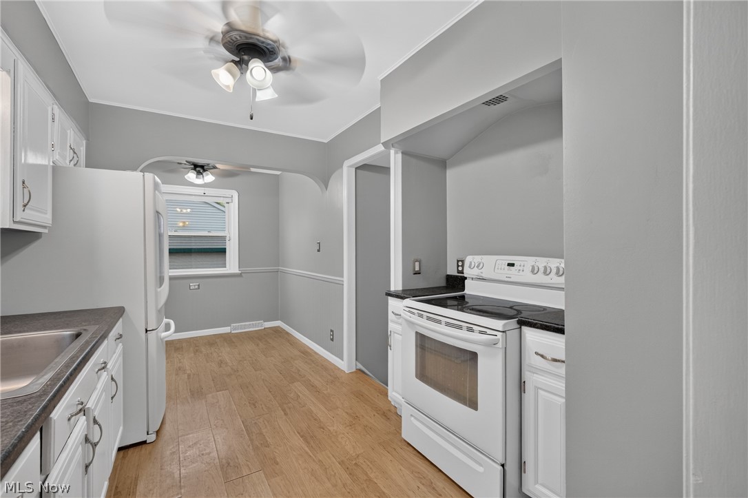 13113 Saint James Avenue Cleveland OH 44135
