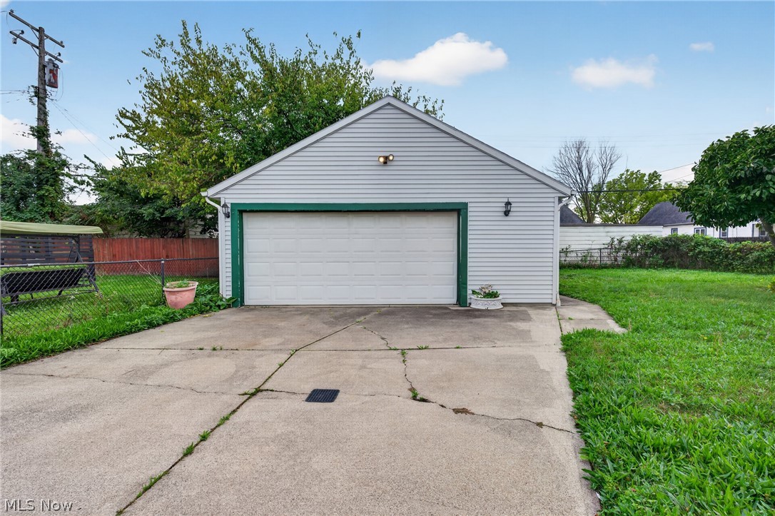 13113 Saint James Avenue Cleveland OH 44135