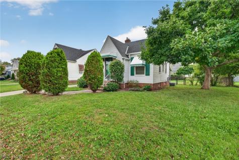 13113 Saint James Avenue Cleveland OH 44135