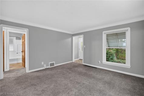 13113 Saint James Avenue Cleveland OH 44135