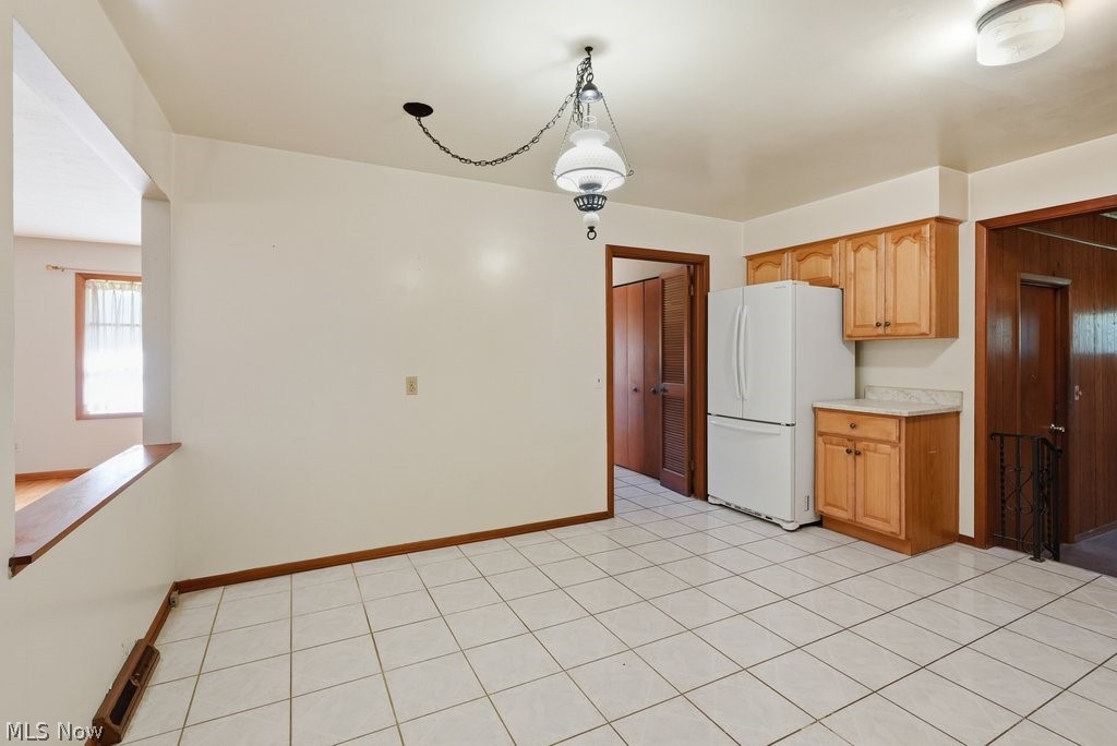 33305 W Sharondale Drive Solon OH 44139