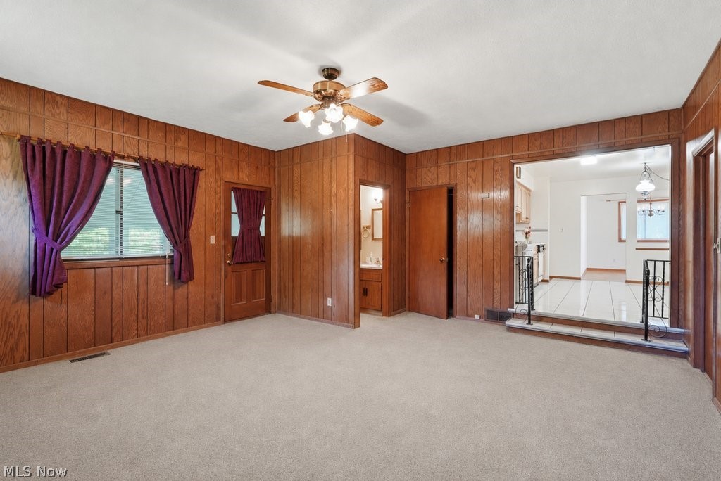 33305 W Sharondale Drive Solon OH 44139