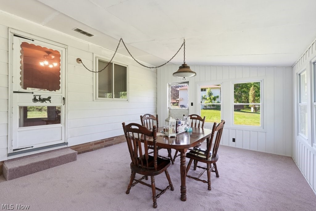 33305 W Sharondale Drive Solon OH 44139