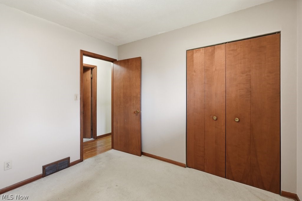 33305 W Sharondale Drive Solon OH 44139