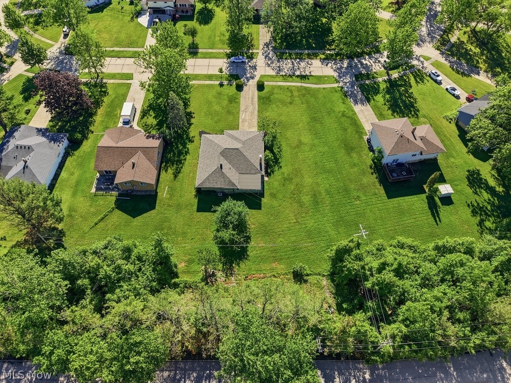 33305 W Sharondale Drive Solon OH 44139