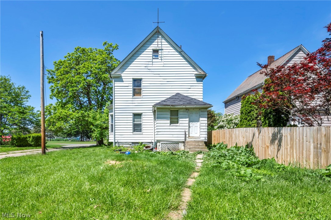 1716 Middle Avenue Elyria OH 44035