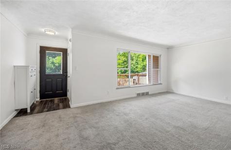 12958 W Pleasant Valley Road Parma OH 44130