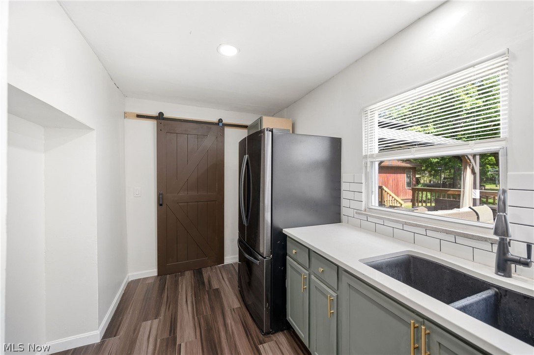 12958 W Pleasant Valley Road Parma OH 44130