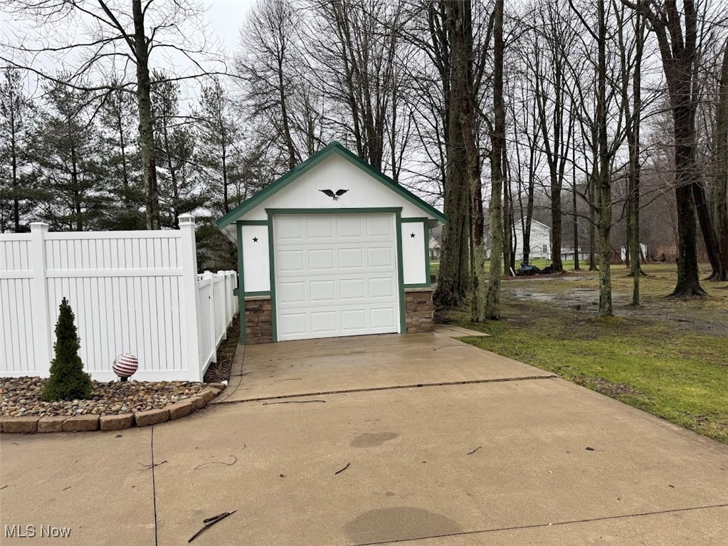 2940 Corries Way Conneaut OH 44030