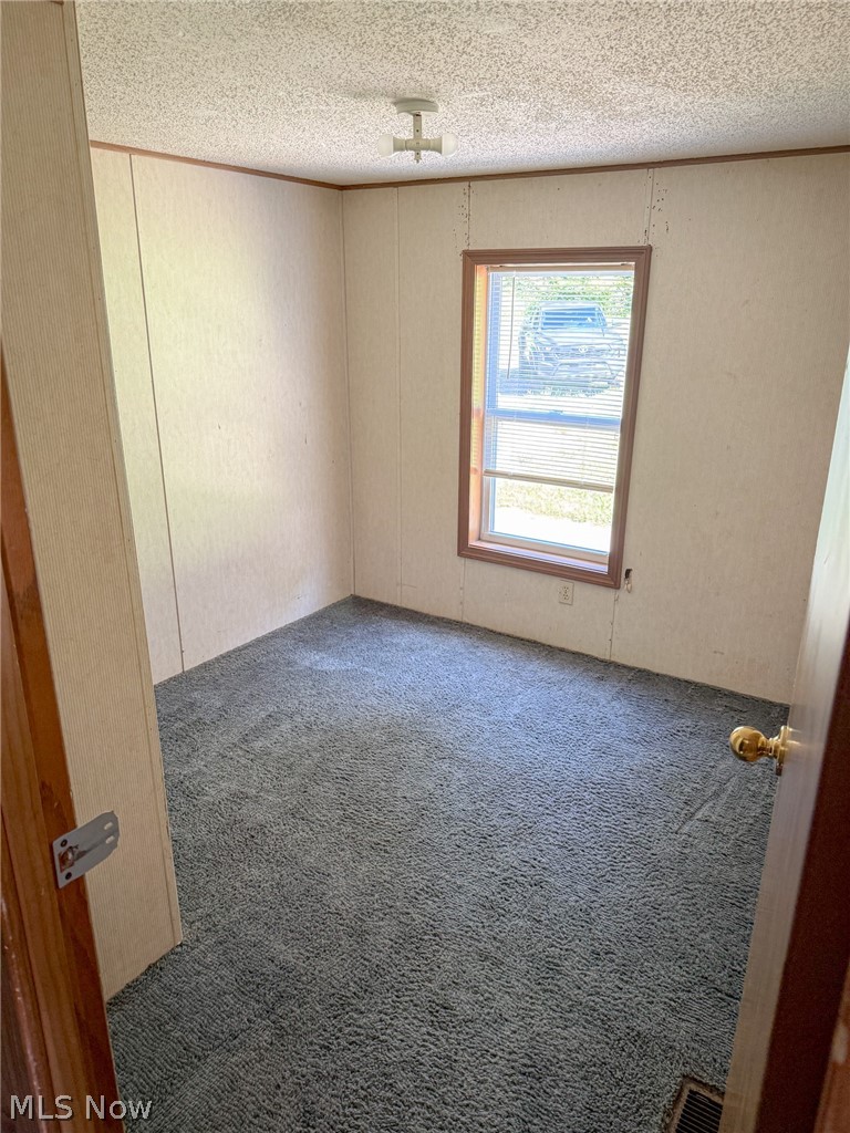 45688 County Road 58 Coshocton OH 43812