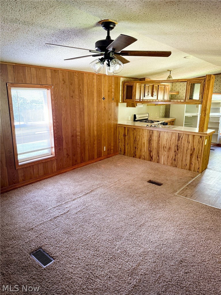 45688 County Road 58 Coshocton OH 43812