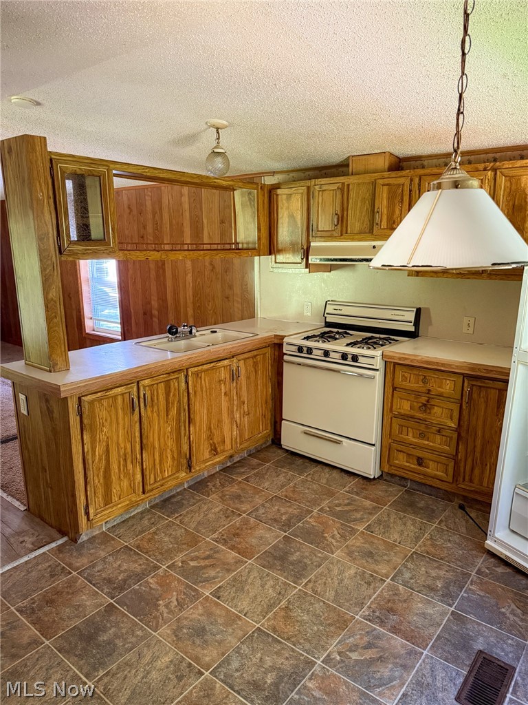 45688 County Road 58 Coshocton OH 43812