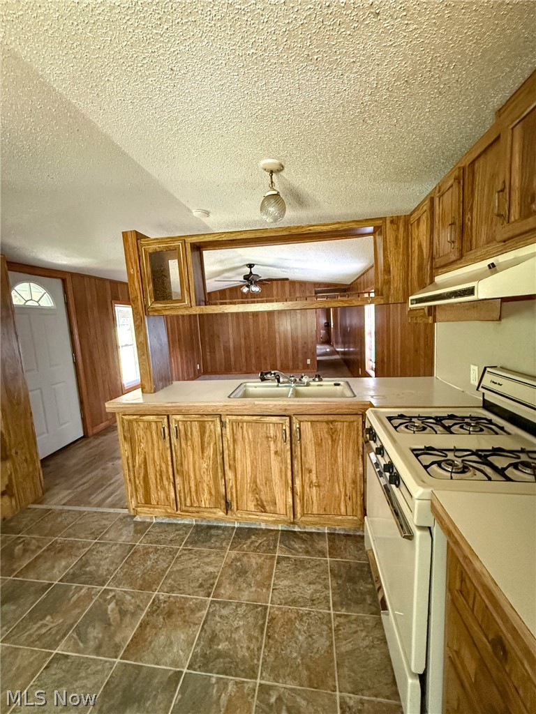 45688 County Road 58 Coshocton OH 43812