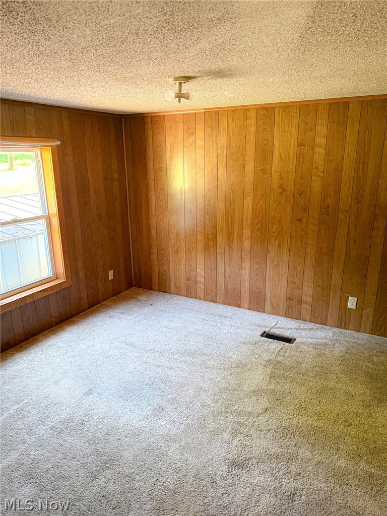45688 County Road 58 Coshocton OH 43812