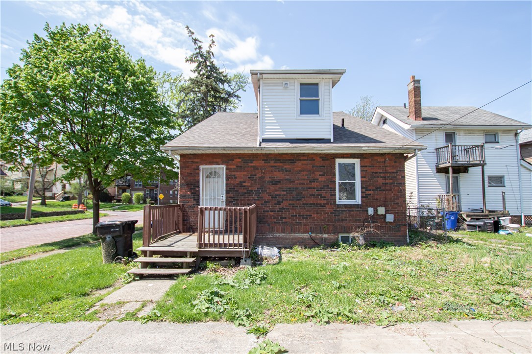 3211 W 116th Street Cleveland OH 44111