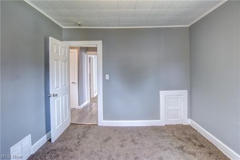 3211 W 116th Street Cleveland OH 44111