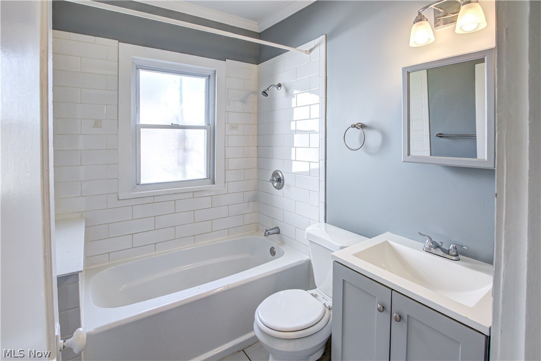 3211 W 116th Street Cleveland OH 44111